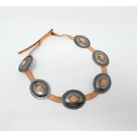 Vintage Western Concho Belt Leather Silver Tone Boho Southwestern - Picture 11 of 12